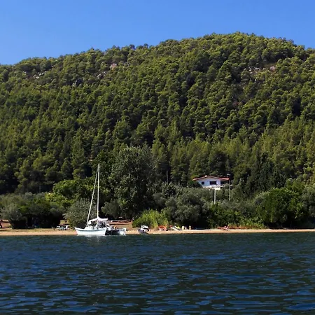 Apartman Philippos 1 *