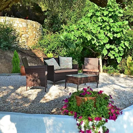 Philippos 1 Apartman Diáporosz